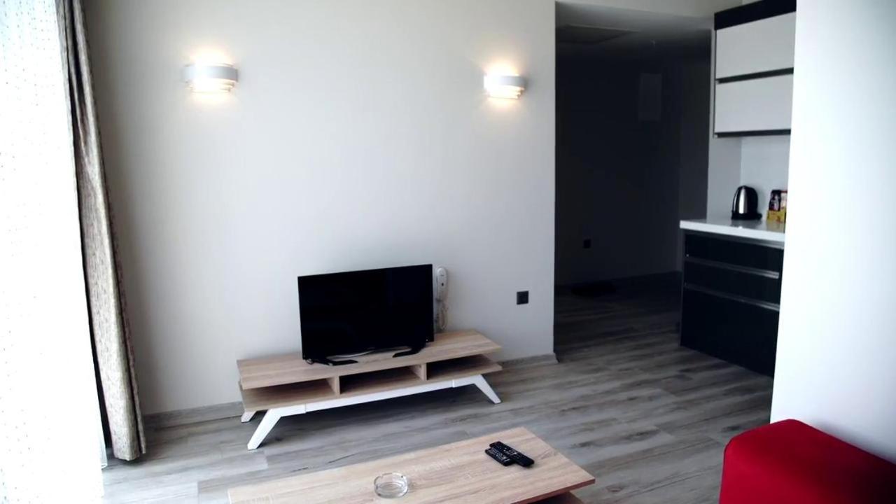 Demir Otel Bornova Exteriör bild